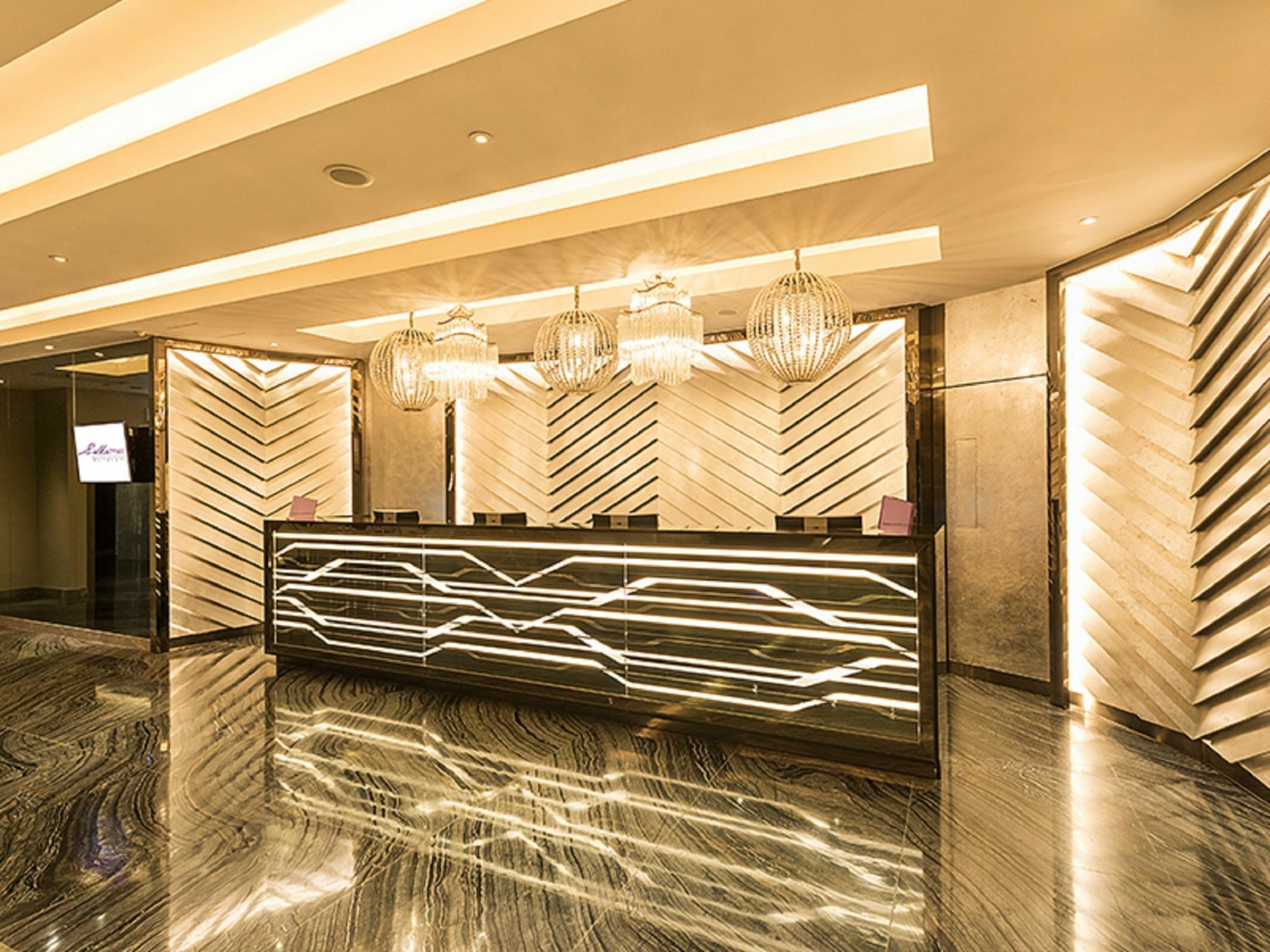 荃湾丝丽酒店
